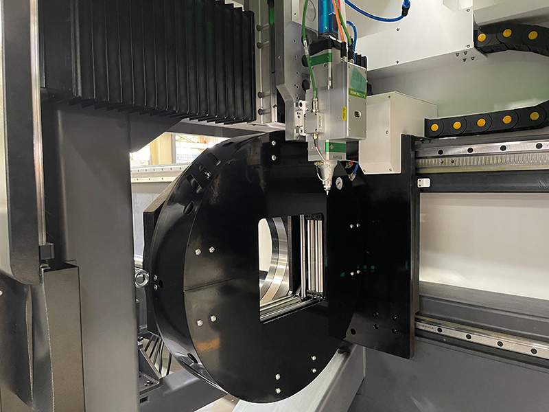 Raytools laser cutting head