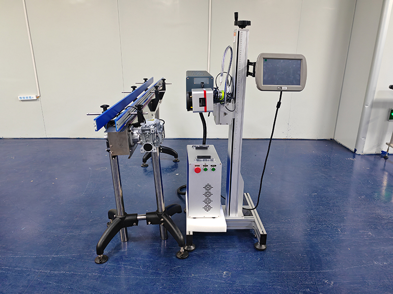 On-The-Fly laser marking machine On-The-Fly laser marking machine