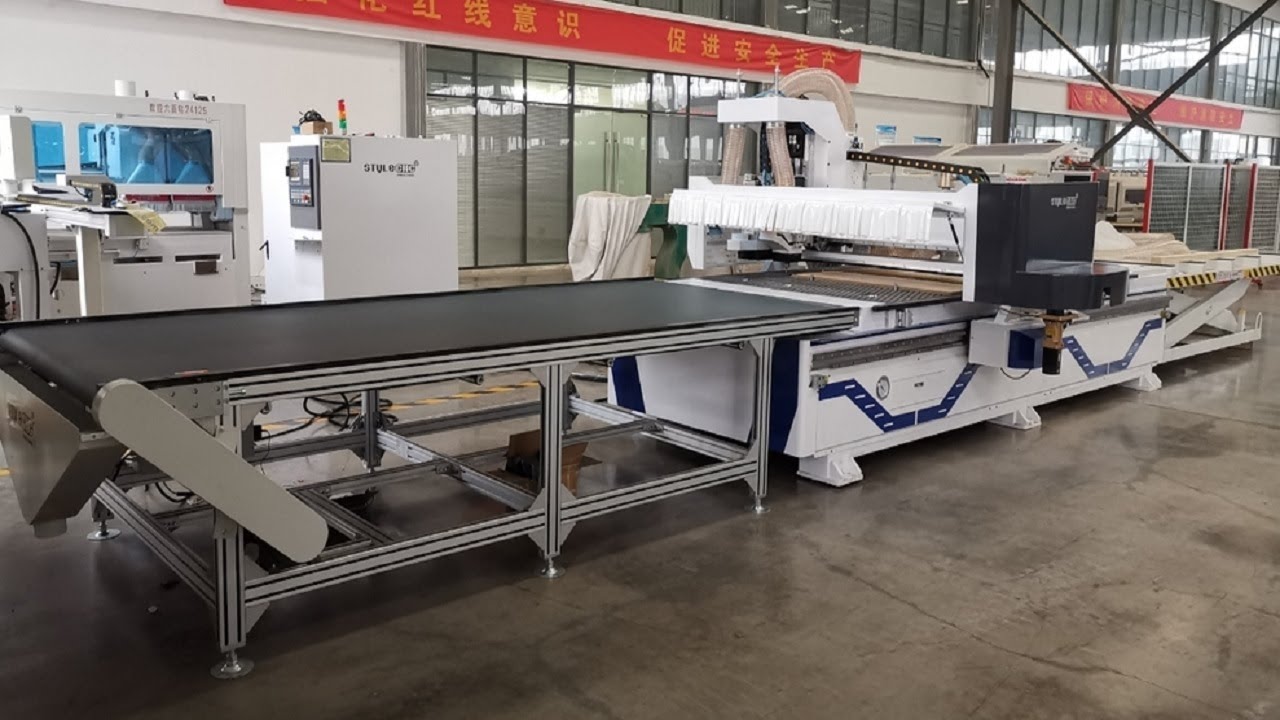 Simple ATC CNC Router with Gang Drill for Panel Furniture