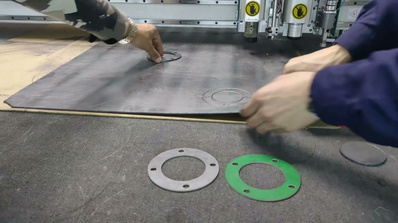 Automatic CNC Gasket Cutting Machine with Pneumatic Knife Automatic CNC Gasket Cutting Machine with Pneumatic Knife
