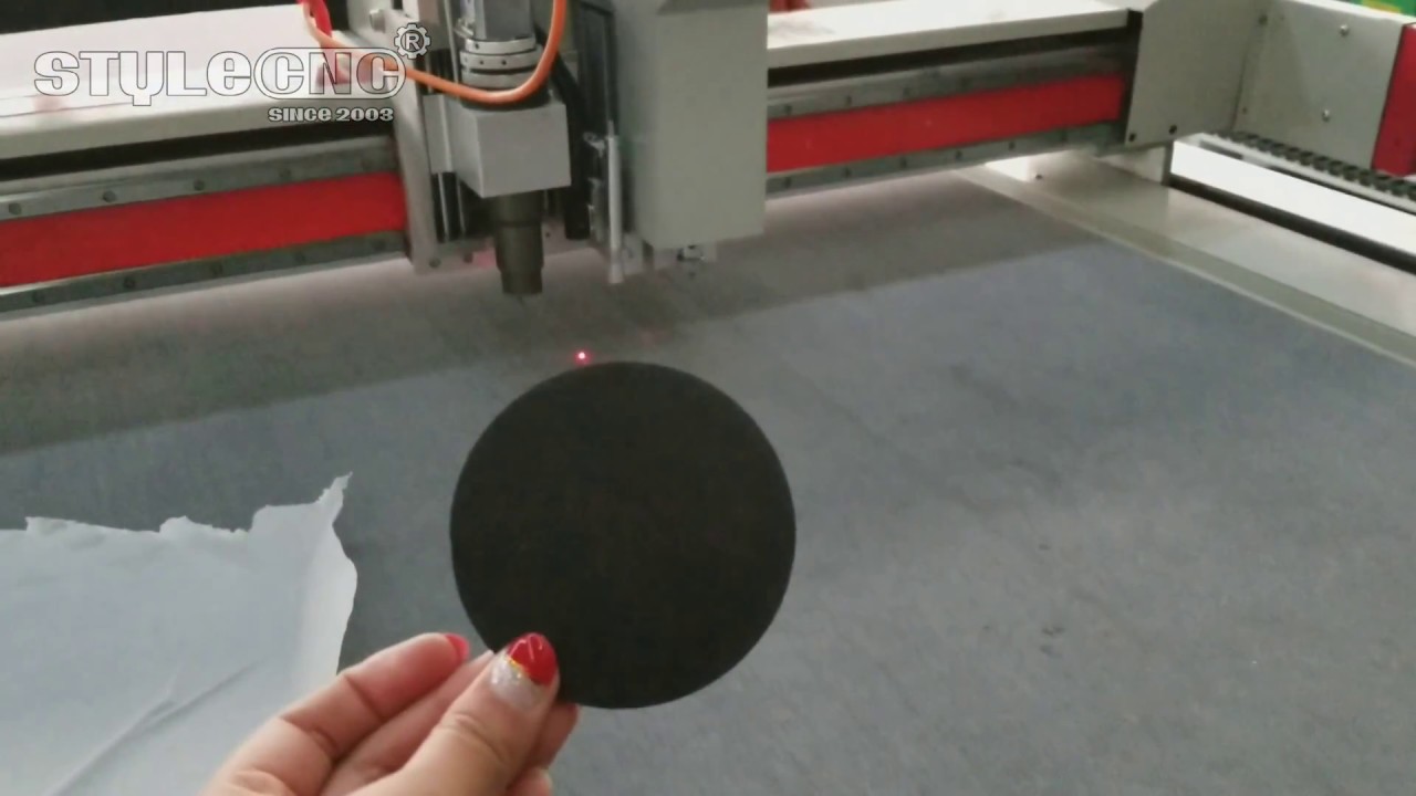 Oscillating Knife Cutting Machine for 8mm Rubber Sheets Oscillating Knife Cutting Machine for 8mm Rubber Sheets